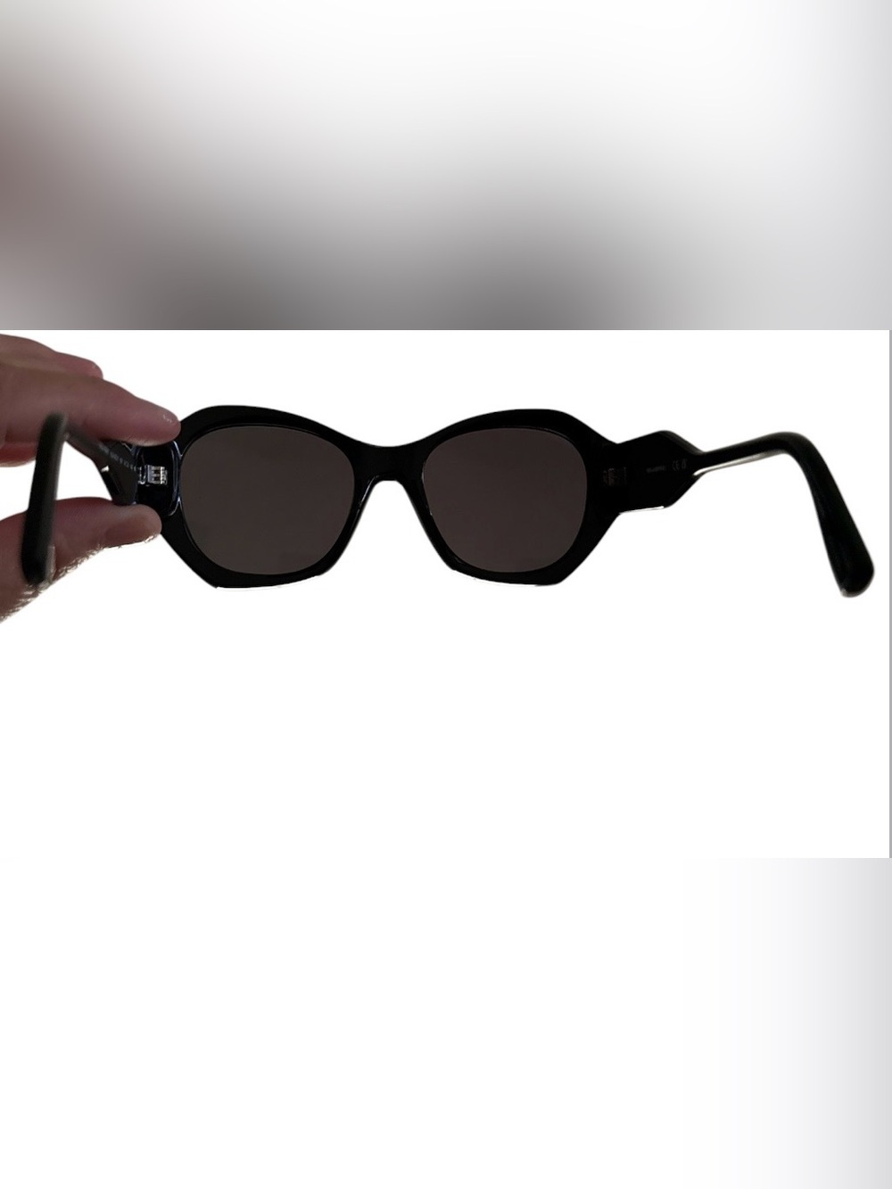 🆕 Karl Lagerfeld Black Sunglasses - Picture 5 of 5